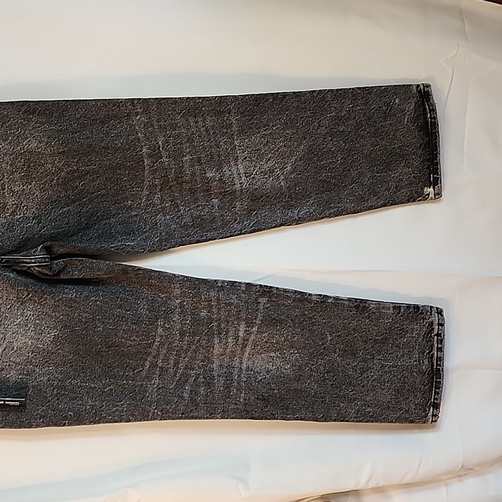 (9036) NWT EARNEST SEWN jeans - Picture 3 of 6
